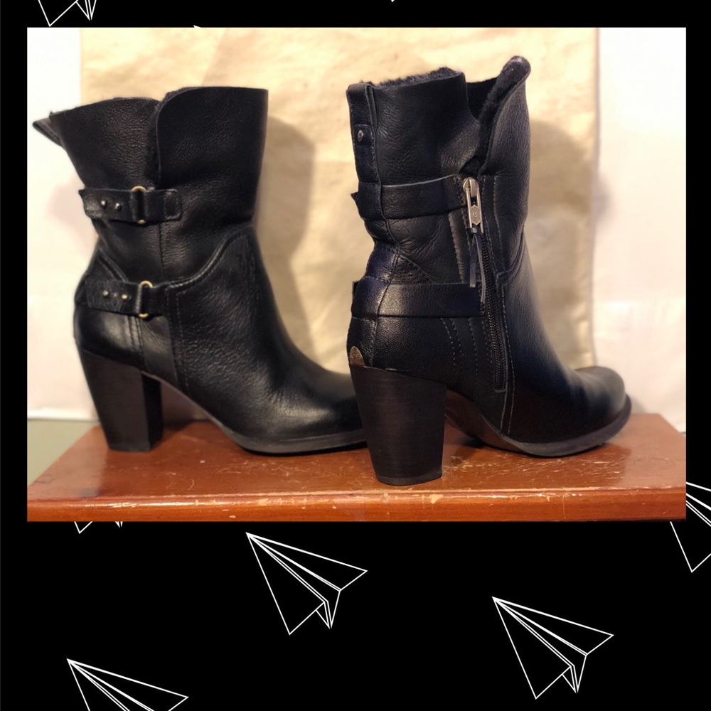 🛍UGG Jayne Fold Over Stacked Heel Boots🎊